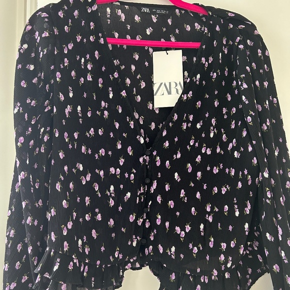 Zara top size L - Picture 1 of 1